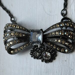 Vintage convertible Bow Necklace! And rhinestone stud earrings